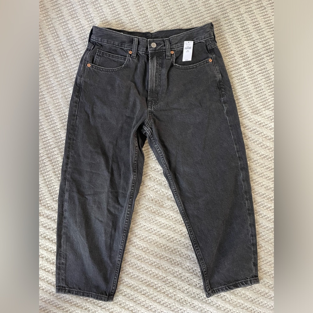 NWT Gap Barrel Jean High Rise 28 / 6P petite Black wash